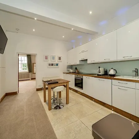 Serviced Apartments Macclesfield Exterior photo