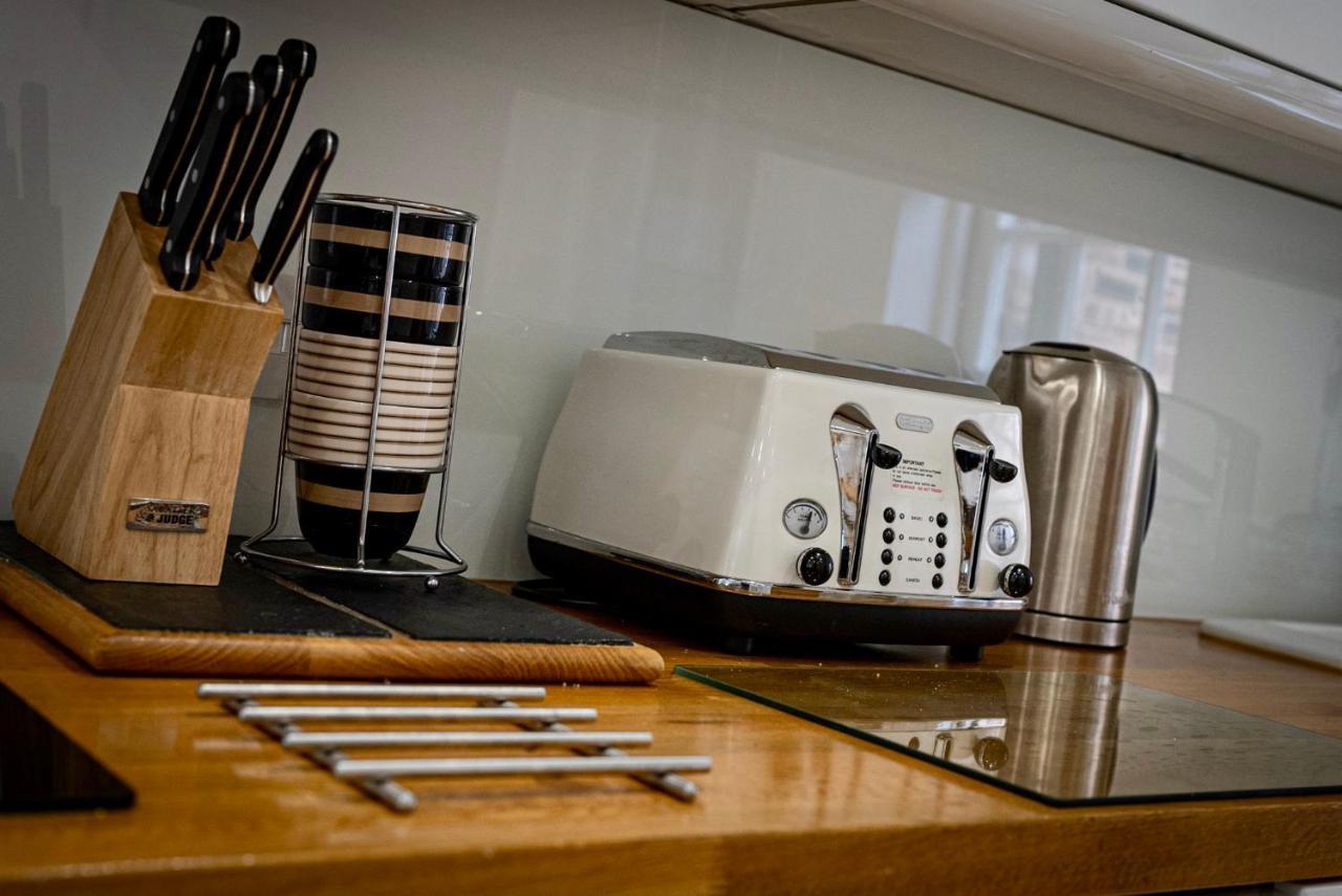Serviced * Macclesfield